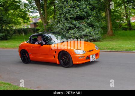 1994 90s années 90 Orange Suzuki Cappuccino Hardtop; au Lytham Hall St Annes Classic & Performance Motor Vehicle show expositions de voitures classiques, Royaume-Uni Banque D'Images