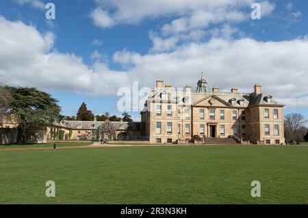 Belton House est une maison de campagne classée de catégorie I près de Grantham dans le Lincolnshire, Angleterre Banque D'Images