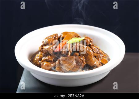 Une délicieuse et alléchante oie braisée rôtie de style cantonais, bien rôtie, braisée Banque D'Images