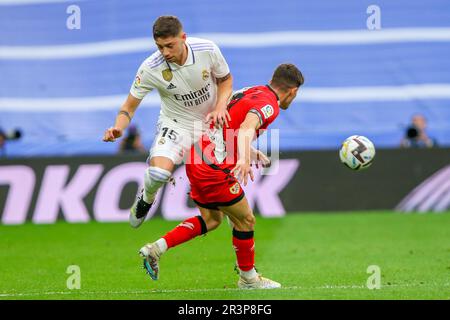 Federico Valverde du Real Madrid en action pendant le match de la Liga 36 Real Madrid et Rayo Vallecano au stade Santiago Bernabeu de Madrid, Espagne, sur 24 mai 2023. Crédit : Edward F. Peters/Alay Live News Banque D'Images