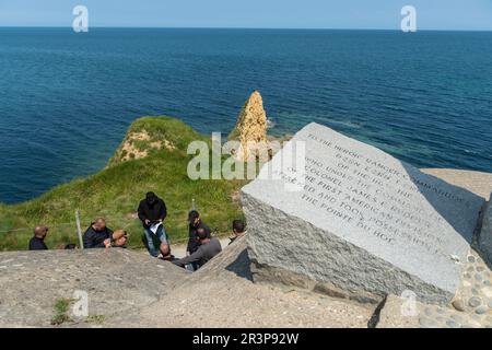 Point du hoc, Normandie, France. Un mémorial dédié aux Ragers américains qui ont capturé la falaise lors d'un raid audacieux le jour J, 1944 Banque D'Images