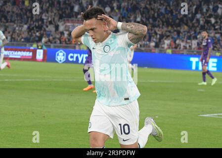 Stadio Olimpico, Rome, Italie. 24th mai 2023. Finale de football italienne de Coppa Italia ; Fiorentina versus Inter Milan ; Lautaro Martí ; nez de FC Inter célèbre après avoir marqué le but pour 1-1 dans le crédit de 29th minutes : action plus Sports/Alamy Live News Banque D'Images