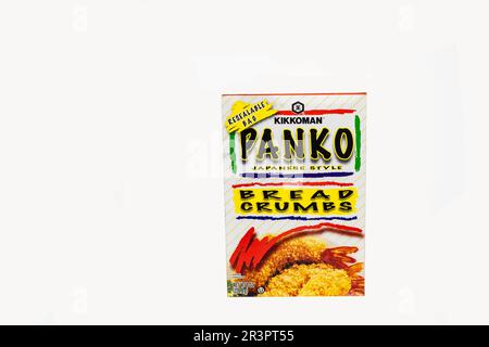 Boîte ou paquet de chapelure de style japonais Kikkoman Panko souvent utilisé dans les recettes. Découpe. ÉTATS-UNIS. Banque D'Images