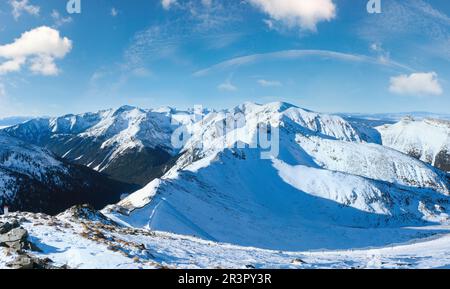 Kasprowy Wierch dans les Tatras Occidentales. Vue d'hiver. Banque D'Images