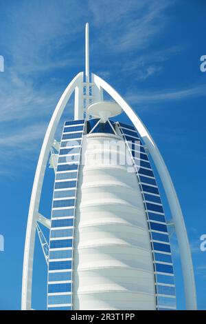 Burj al Arab a vu de Madinat Jumeirah, Dubai Emirats Arabes Unis février 2017 Banque D'Images