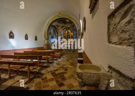 iglesia del siglo XVI, santuario de origen romanico de Santa María de la Nuez , municipio de Bárcabo,Sobrarbe, Provincia de Huesca, Comunidad Autónoma de Aragón, cordillera de los Pirineos, Espagne, europe. Banque D'Images