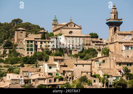 iglesia parroquial de Sant Bartomeu, documentada por primera vez en el año 1236, su nombre inicial mar de Santa María de Valldemossa, Valldemossa, sierra de tramuntana, Mallorca, Iles baléares, espagne, europe. Banque D'Images