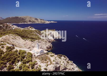 Phare sur l'extrême de Capdepera Banque D'Images