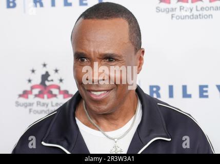 Los Angeles, États-Unis. 24th mai 2023. Sugar Ray Leonard arrive à la Fondation annuelle 12th Sugar Ray Leonard LES GRANDS COMBATTANTS, LA GRANDE CAUSE la nuit de boxe Charity tenue au Beverly Hilton à Beverly Hills, CA le mercredi, ?24 mars 2023. (Photo par Sthanlee B. Mirador/Sipa USA) crédit: SIPA USA/Alay Live News Banque D'Images