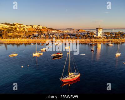 Bateaux de plaisance ancrés en face de Puerto Portals, Calviá, Majorque, Iles Baléares, Espagne Banque D'Images