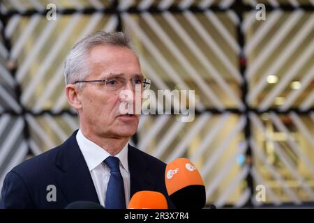 Bruxelles sur 15 novembre 2022: Jens Stoltenberg, Secrétaire général de l'OTAN, s'est adressé aux médias avant une réunion des ministres des Affaires étrangères de l'UE Banque D'Images