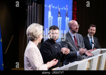 Belgique, Bruxelles, 9 février 2023: Le président ukrainien Volodymyr Zelensky assiste à une conférence de presse au sommet européen. L'Ukraine a demandé E Banque D'Images