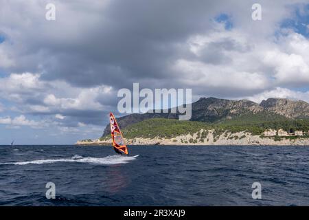 Canal marin sa Dragonera, Majorque, Iles Baléares, Espagne. Banque D'Images