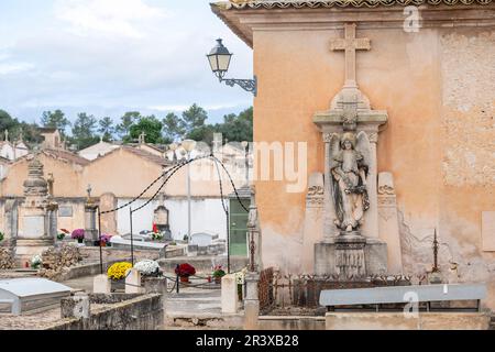 angel, décret de la famille Roig, Sineu, cimetière municipal, Majorque,Îles Baléares, Espagne. Banque D'Images