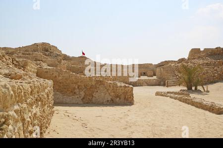 Ruines étonnantes du Qal'at al-Bahreïn ou du fort portugais, fortification ancienne et capitale de la civilisation Dilmun à Manama, Bahreïn Banque D'Images