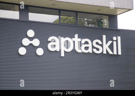 Seneffe, Belgique. 25th mai 2023. Le logo Aptaskil photographié lors d'une visite royale au centre de formation biopharmaceutique Aptaskil à Seneffe, le jeudi 25 mai 2023. BELGA PHOTO NICOLAS MATERLINCK crédit: Belga News Agency/Alay Live News Banque D'Images