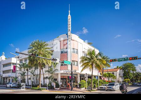 Miami, Etats-Unis - 7 décembre 2022. Vue sur l'hôtel Tudor de Miami Beach Banque D'Images