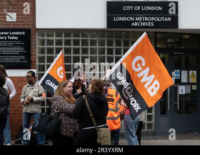 La première fois que GMB Union a pris des mesures de grève sur les conditions de rémunération dans la City of London Corporation. Employé de City of London Corporation. Banque D'Images