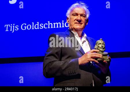 LA HAYE - l'écrivain et biologiste comportemental Tijs Goldschmidt reçoit le prix PC Hooft pour la prose contemplative en théâtre Diligentia. ANP ROBIN UTRECHT pays-bas - belgique sortie Banque D'Images