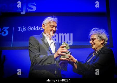 LA HAYE - l'écrivain et biologiste comportemental Tijs Goldschmidt reçoit le prix PC Hooft pour la prose contemplative en théâtre Diligentia. ANP ROBIN UTRECHT pays-bas - belgique sortie Banque D'Images