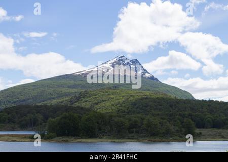 Paysage de la baie Lapataia, parc national Terre de Feu, Argentine. Vue d'Argentine Banque D'Images