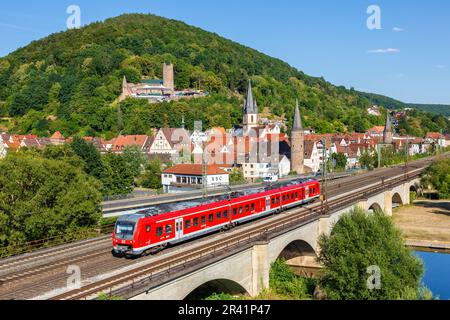 Deutsche Bahn DB classe 440 Alstom Coradia train régional continental à Gemünden am main, Allemagne Banque D'Images