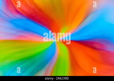 Les couleurs des matrices de cravate de l'eau et de la couleur de skittles comme bonbons et les sucreries créent un arrière-plan psychédélique hippie Banque D'Images