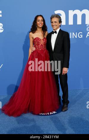 Cindy Cederlund und Lawrence Bender BEI der 29. AmfAR Gala Cannes im Rahmen vom Festival de Cannes 2023 / 76. Internationale Filmfestspiele von Cannes im Hôtel du Cap-Eden-Roc. Antibes, 25.05.2023 Banque D'Images