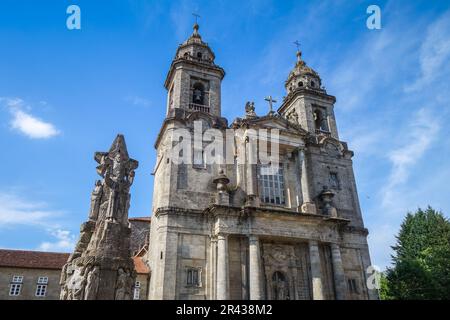 Église Saint Franciscus et calvaire à Saint-Jacques-de-Compostelle, Galice, Espagne Banque D'Images