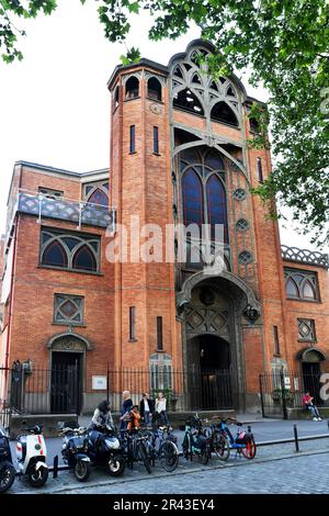 Eglise Saint Jean de Montmartre - place des Abbesses - Paris - France Banque D'Images