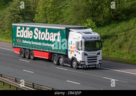 EDDIE STOBART SCANIA R450 CULINA remorque mi-gauche HGV ; voyageant sur l'autoroute M61, Royaume-Uni Banque D'Images