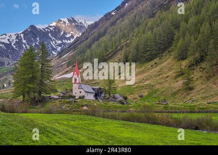 Chapelle Saint-Esprit, Krimml Tauern, Alpes de Zillertal, Kasern, Ahrntal, Bolzano, Tyrol du Sud, Italie Banque D'Images