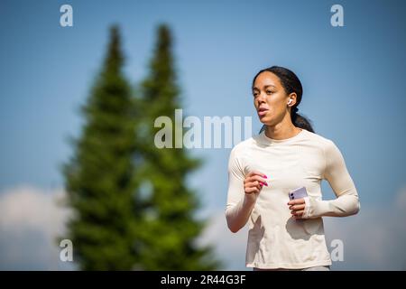 Gotzis, Autriche. 26th mai 2023. Katarina Johnson-Thompson, en Grande-Bretagne, photographiée en action lors d'une séance d'entraînement en prévision de la Hypo-Meeting, IAAF World Combined Events Challenge, au stade Mosle de Gotzis, Autriche, le vendredi 26 mai 2023. BELGA PHOTO JASPER JACOBS crédit: Belga News Agency/Alay Live News Banque D'Images