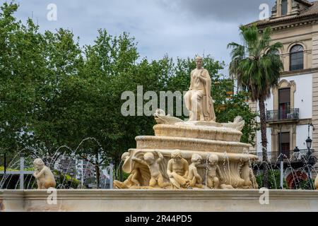 Fontaine Hispalis à la place Puerta de Jerez - Séville, Andalousie, Espagne Banque D'Images