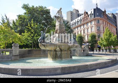 Francfort, Allemagne 08.26.2018: Ville de Francfort à la fontaine de Fairy Tales Banque D'Images