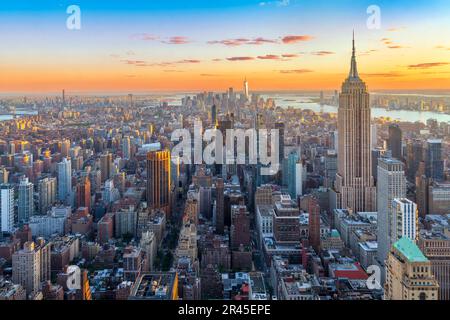 Horizon vu de Summit , One Vanderbilt, observation Skyscraper plate-forme miroir intérieur attraction architecturale à voir Manhattaans Skyline fr Banque D'Images