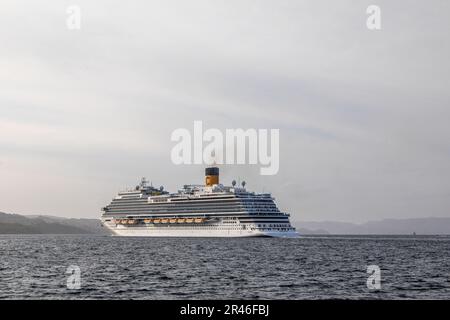 Bateau de croisière Costa Firenze à Byfjorden, au départ du port de Bergen, en Norvège. Banque D'Images