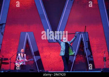 Leipzig, Allemagne. 26th mai 2023. Dave Gahan de Depeche mode chante au premier concert du 'Memento Mori Tour 2023' sur scène au Festwiese. C'est la première tournée sans le claviériste Fletcher, qui est mort il y a exactement un an à l'âge de seulement 60 ans. Huit concerts sont prévus en Allemagne. Credit: Jan Woitas/dpa/Alay Live News Banque D'Images