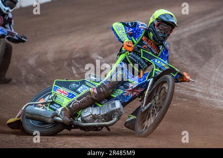 George Congreve en action pour Mildenhall Manchettes Fen Tigers lors du match de la Ligue nationale de développement entre Belle vue Colts et Mildenhall Fens Tigers au National Speedway Stadium, Manchester, le vendredi 26th mai 2023. (Photo : Ian Charles | INFORMATIONS MI) Credit: INFORMATIONS MI & Sport /Alamy Live News Banque D'Images