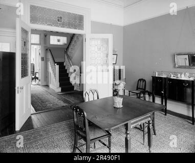 Une salle à manger, probablement dans un pavillon, New York City, entre 1900 et 1910. Banque D'Images