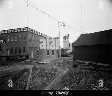 Entre 1900 et 1910, la société de poêle à glacer, fonderie de laiton, Chelsea, Michigan. Banque D'Images