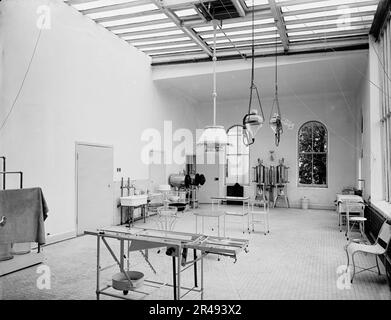 Salle d'opération à l'hôpital Brooklyn Navy Yard, entre 1890 et 1901. Banque D'Images