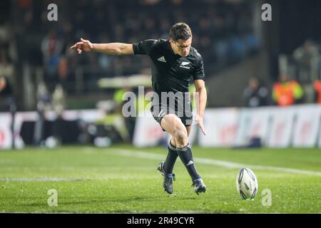 DaN carter, le tout noir de Nouvelle-Zélande, joue contre l'Afrique du Sud samedi à Auckland, en Nouvelle-Zélande, 10 juillet 2010. Photo: Sport Banque D'Images