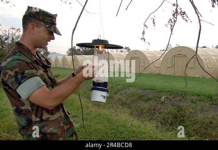 LA US Navy Forward Deployable Preventive Medicine Unit (FDPMU) East ...