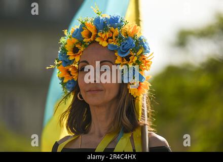 21 mai 2023: Des membres de la diaspora ukrainienne locale protestaient contre la détention de prisonniers politiques en Biélorussie. Crédit : ASWphoto/Alamy Live News Banque D'Images