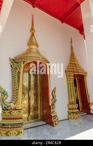 Wat Thong Noppphakhun, temple bouddhiste thaïlandais à Khlong San, Bangkok, Thaïlande Banque D'Images