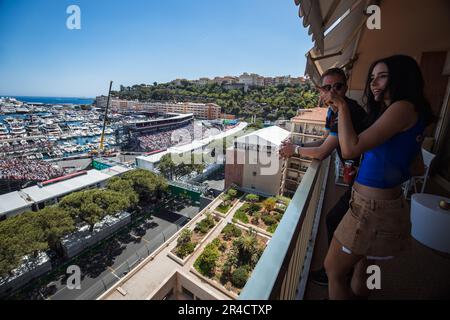 Monaco, Monte Carlo. 27th mai 2023. Atmosphère du circuit - ventilateurs. 27.05.2023. Championnat du monde de Formule 1, Rd 7, Grand Prix de Monaco, Monte Carlo, Monaco, Jour de qualification. Le crédit photo doit être lu : images XPB/Press Association. Crédit : XPB Images Ltd/Alamy Live News Banque D'Images
