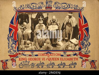 'Le roi couronné George VI assis sur la chaise de couronnement', 1937. De "The Coronation of King George VI and Queen Elizabeth". [The Photochrome Co. Ltd., Londres, 1937 ] Banque D'Images