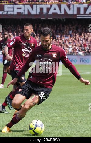 Salerno, Italie. 27th mai 2023. Antonio Candreva joueur de Salernitana, pendant le match de la série italienne Une ligue entre Salernitana vs Udinese résultat final, Salernitana 2, Udinese 2, match joué au stade Arechi. Naples, Italie, 27 mai 2023. (Photo par Vincenzo Izzo/Sipa USA) crédit: SIPA USA/Alay Live News Banque D'Images