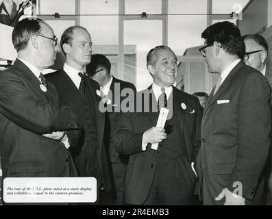 Ouverture officielle de l'usine de production de carbide et d'acétylène à Maydown, près de Londonderry, en Irlande du Nord, sur 15 juin 1960. Carbide Industries Limited faisait partie du British Oxygen Group of Companies. Banque D'Images